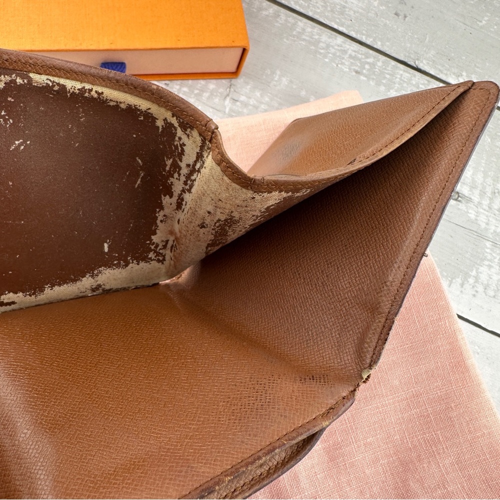 AUTHENTIC Louis Vuitton vintage Monogram Elise canvas wallet. - Picture 11 of 14
